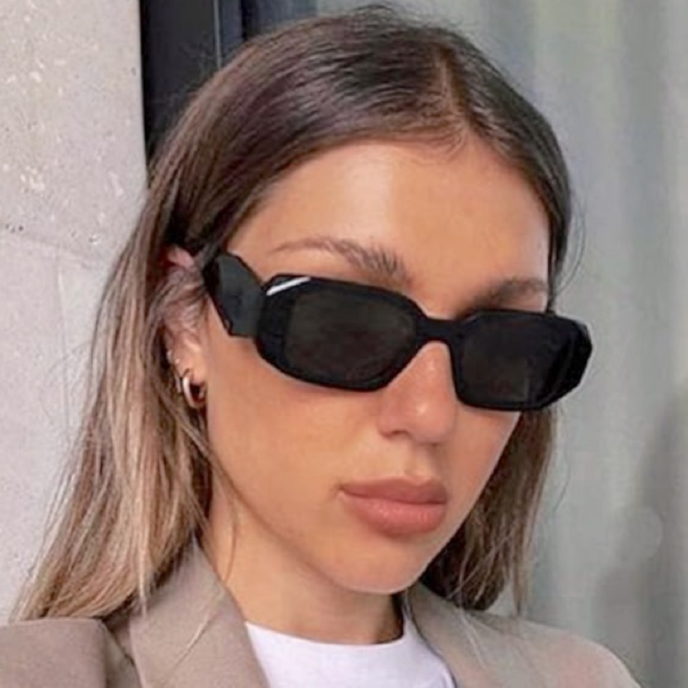 DESIGNER STYLED SUNGLASSES